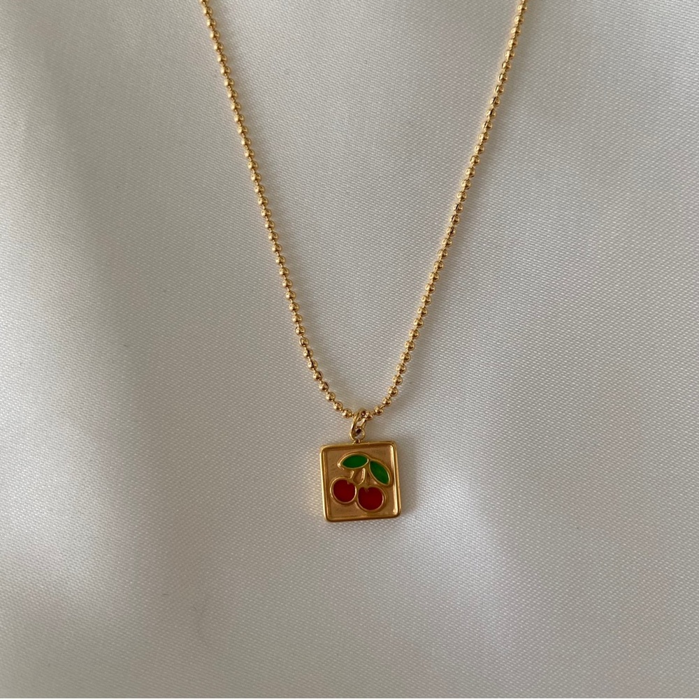 Cerise Necklace 🍒